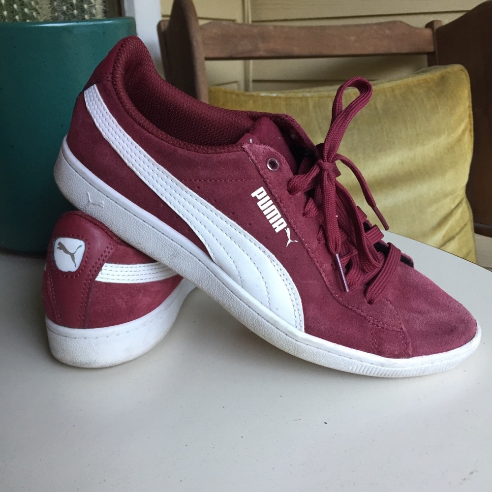 Puma shoes burgundy suede women’s